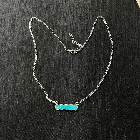 Unbranded Necklace Southwest Western Faux Turquoise Pendant Silver Tone Bar - Picture 1 of 3